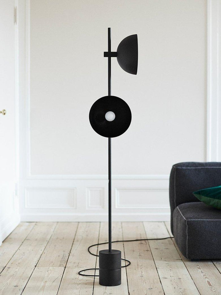 Studio Floor Lamp - Vakkerlight