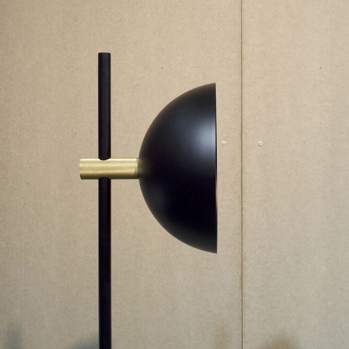 Studio Floor Lamp - Vakkerlight