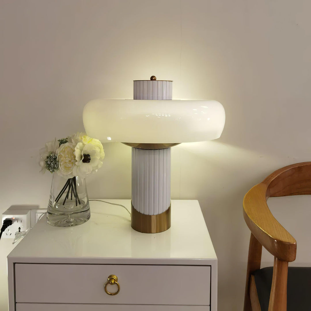 Ilayda Table Lamp - Vakkerlight