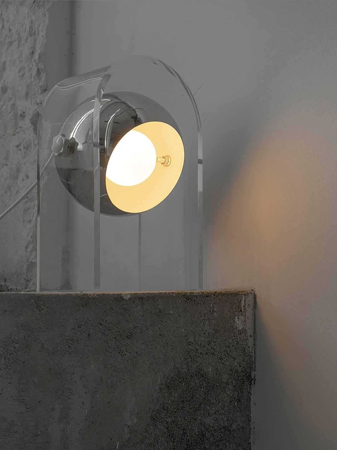 Insta Sensorette Table Lamp - Vakkerlight