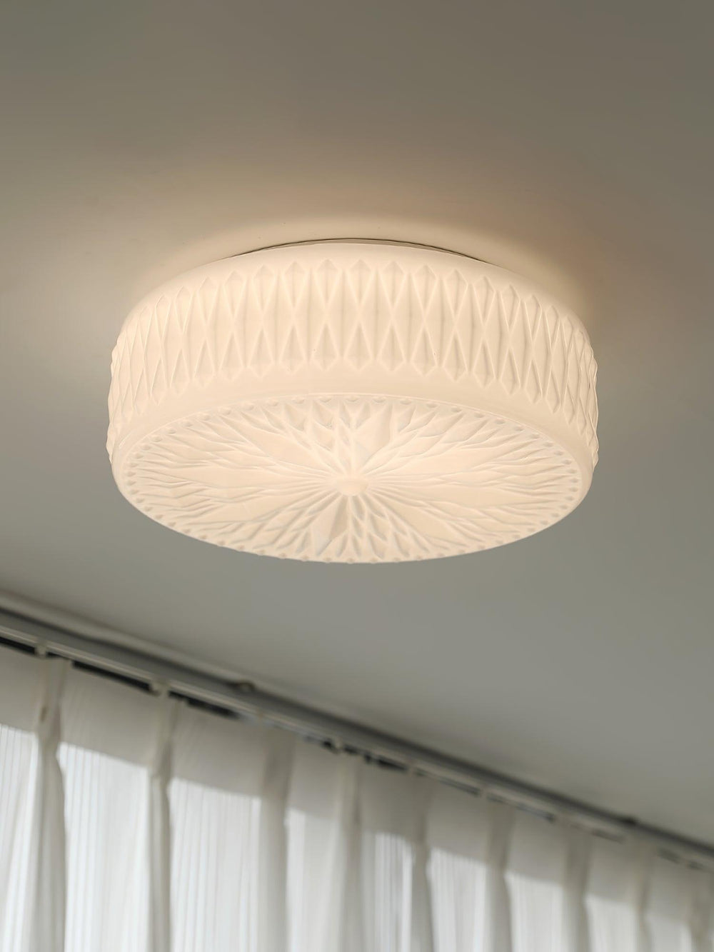 Adler Ceiling Light - Vakkerlight