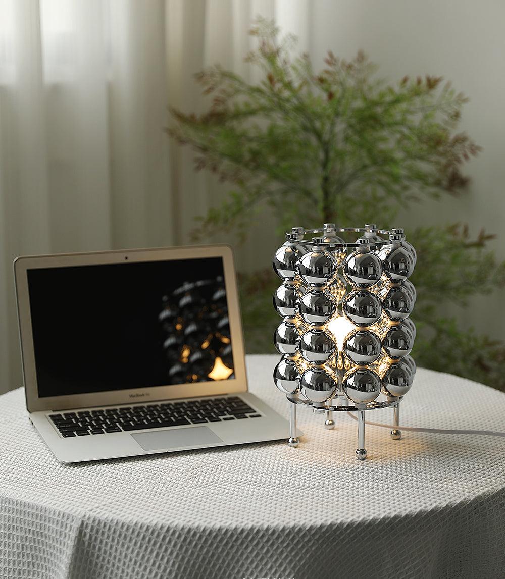 Kare Table Lamp - Vakkerlight