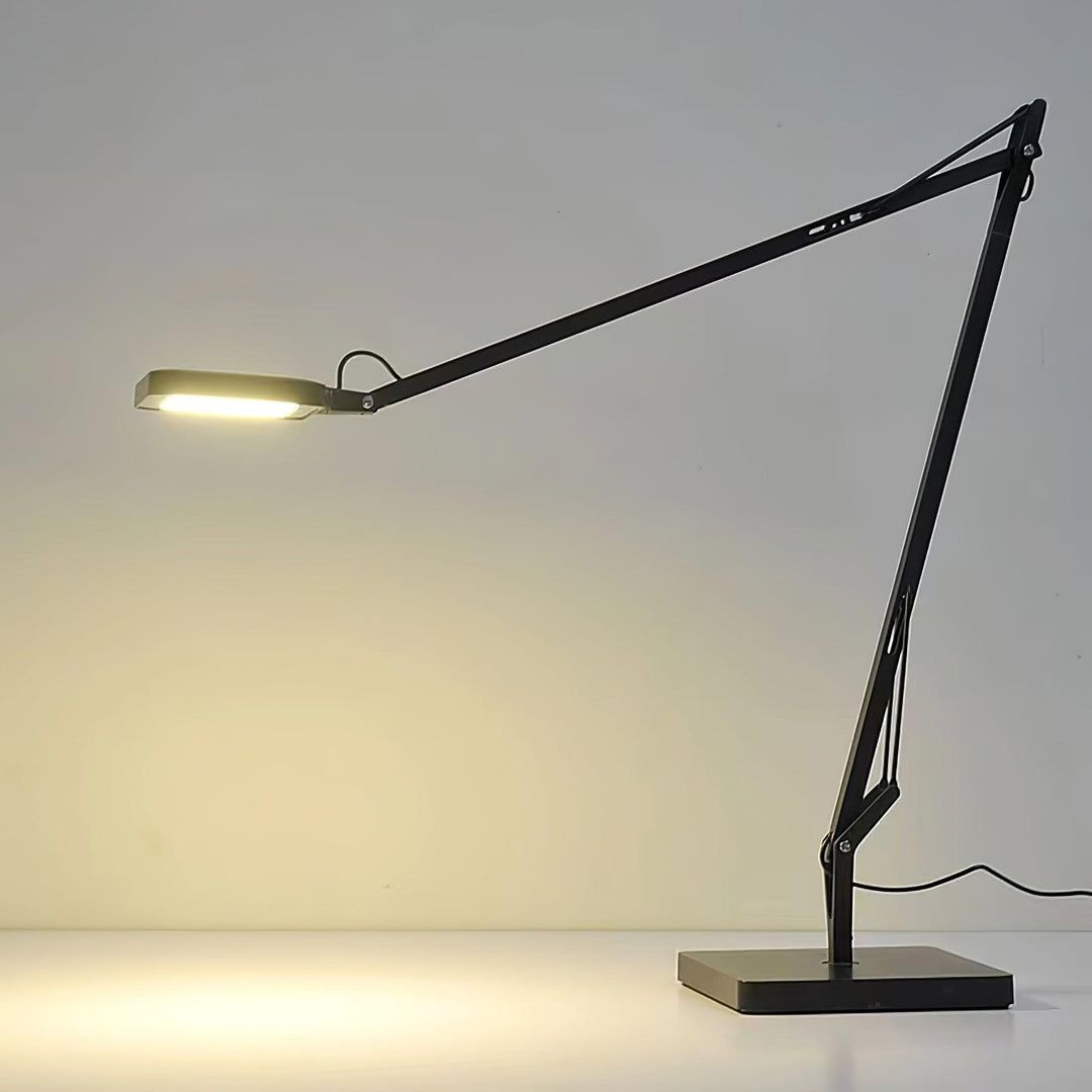 Edge Table Lamp - Vakkerlight