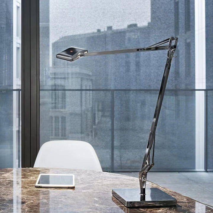 Edge Table Lamp - Vakkerlight