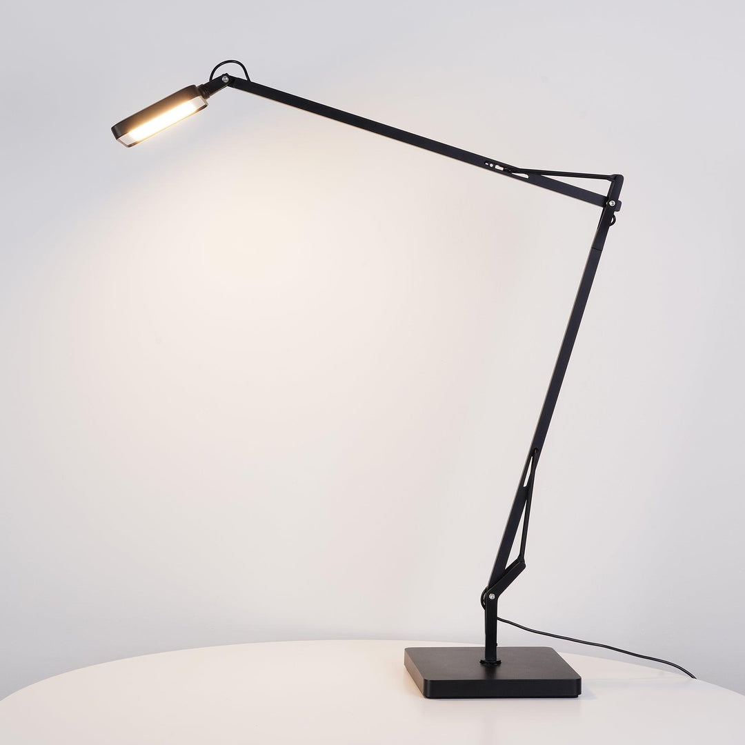 Edge Table Lamp - Vakkerlight