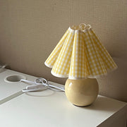 Kicsi Knife Pleat Table Lamp - Vakkerlight
