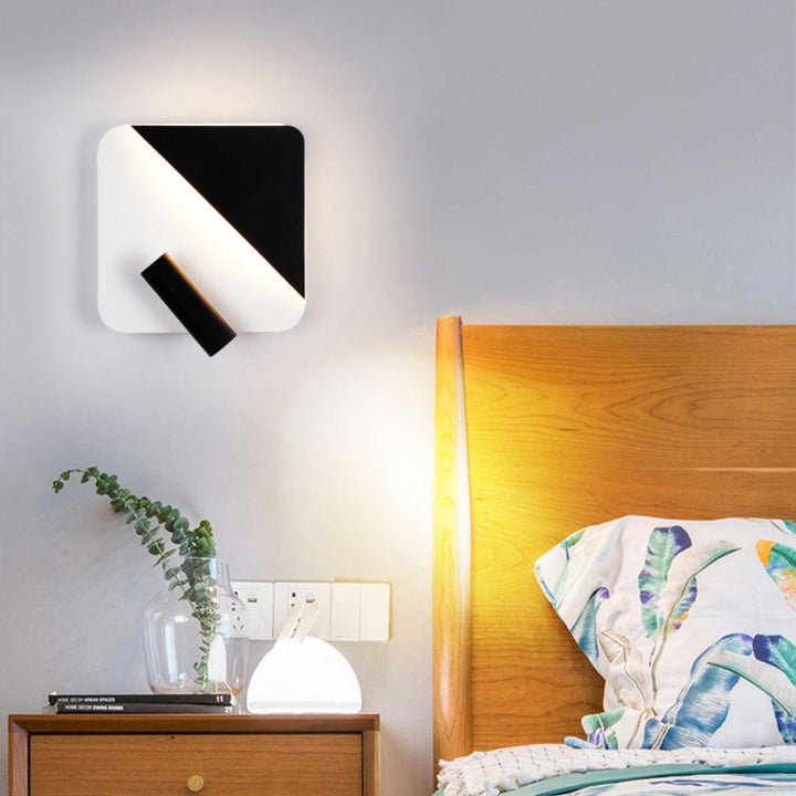 Kneeland Rotatable Wall Lamp - Vakkerlight