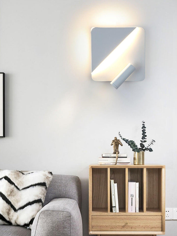 Kneeland Rotatable Wall Lamp - Vakkerlight