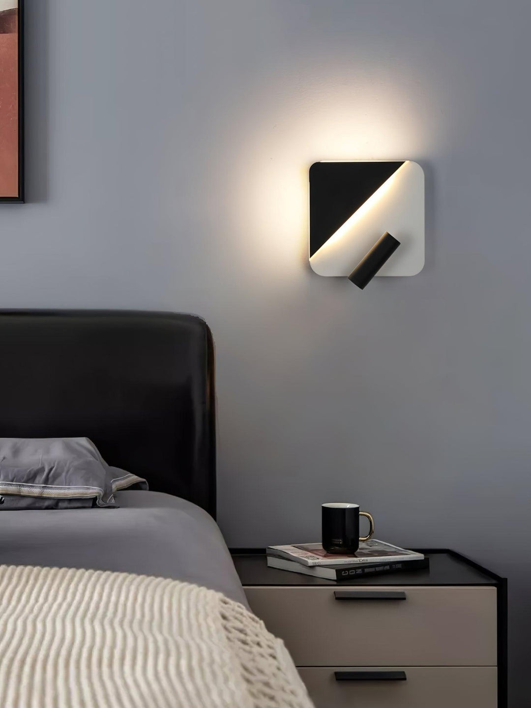 Kneeland Rotatable Wall Lamp - Vakkerlight