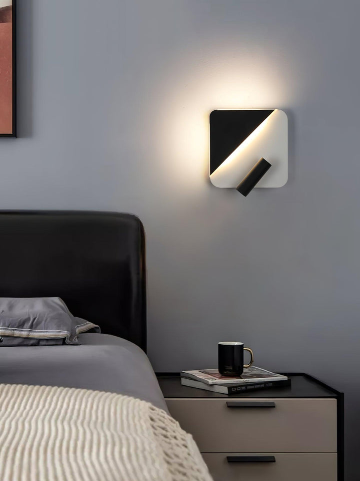 Kneeland Rotatable Wall Lamp - Vakkerlight