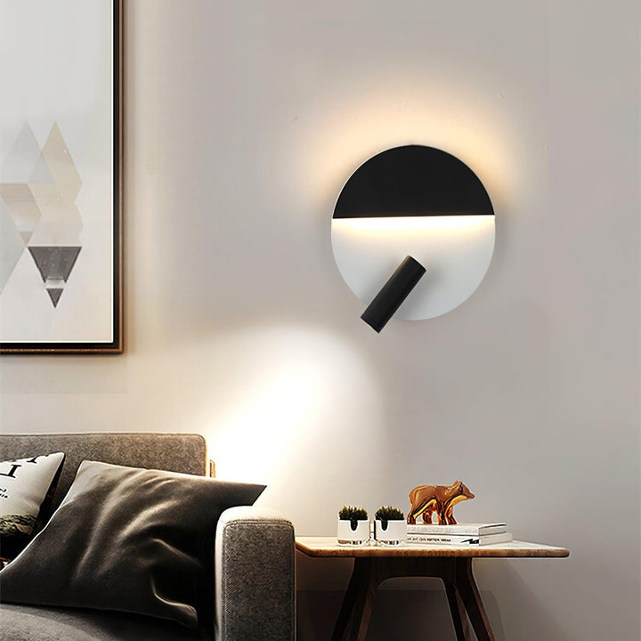 Kneeland Rotatable Wall Lamp - Vakkerlight