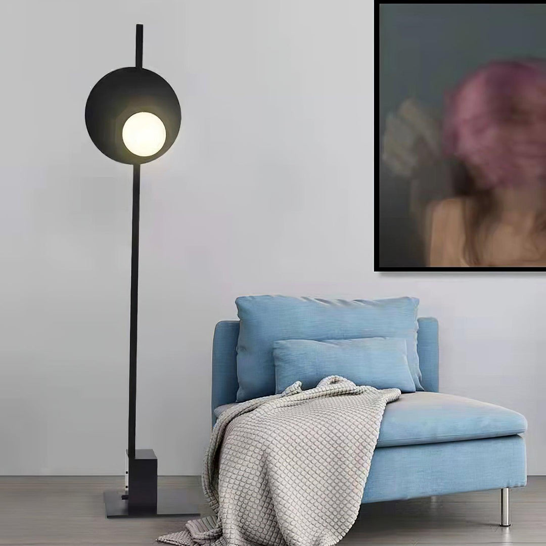 Kwic Floor Lamp - Vakkerlight