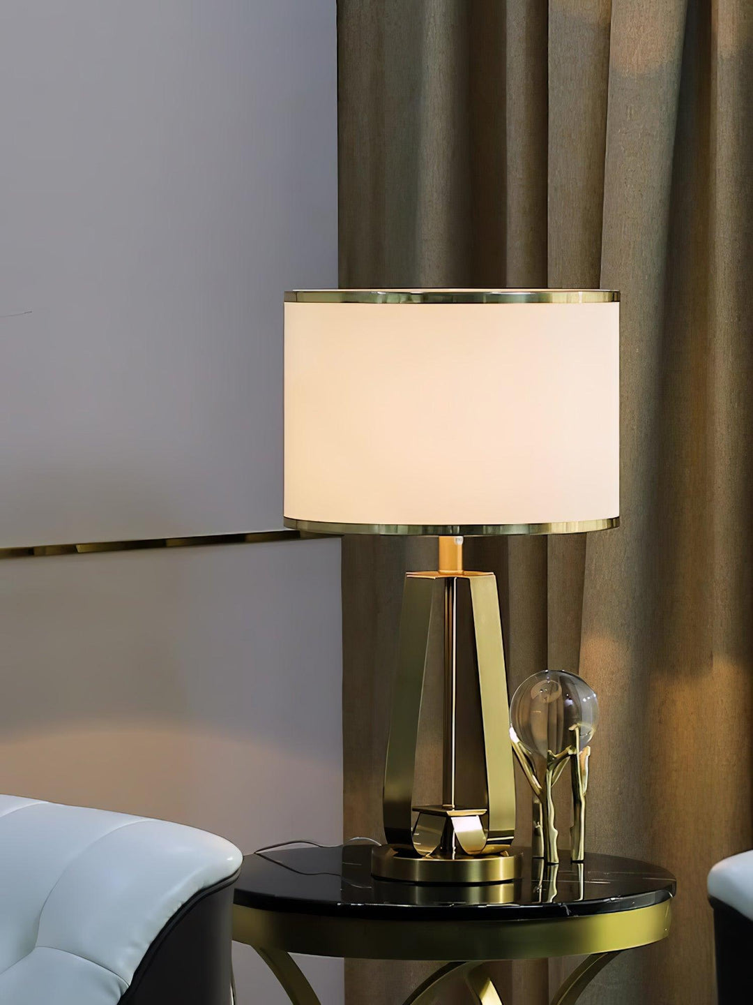 Laila Table Lamp - Vakkerlight