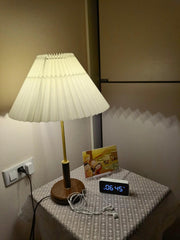 Le Klint Table Lamp - Vakkerlight