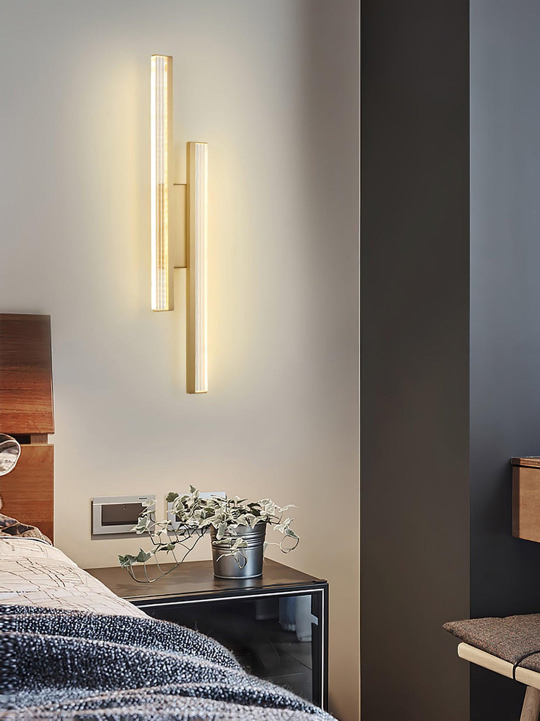 Linear LED Wall Lamp - Vakkerlight