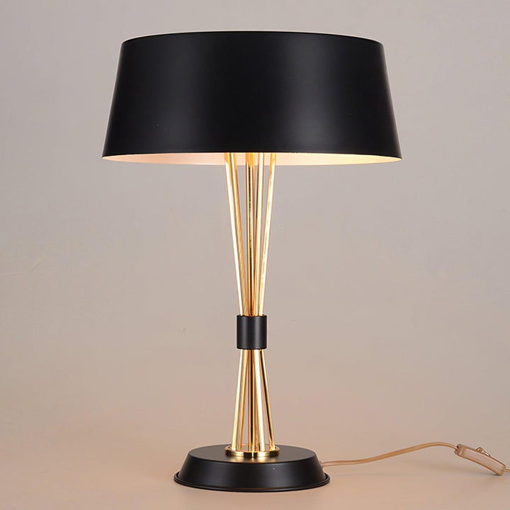 Lowrider Table Lamp - Vakkerlight