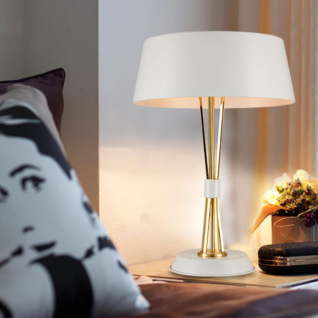 Lowrider Table Lamp - Vakkerlight