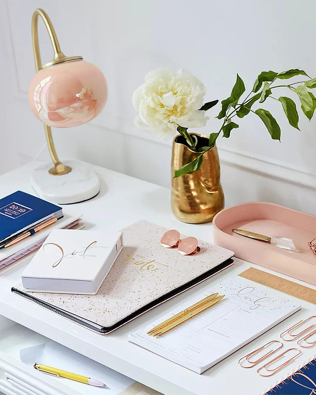 Marshmallow Table Lamp - Vakkerlight