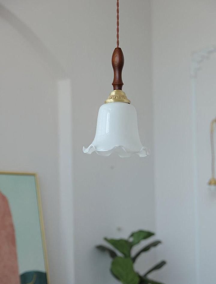 Milky Flower Pendant Light - Vakkerlight