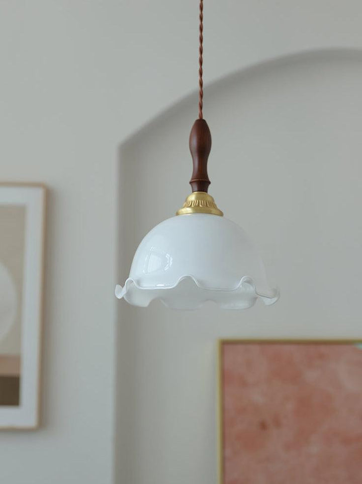 Milky Flower Pendant Light - Vakkerlight