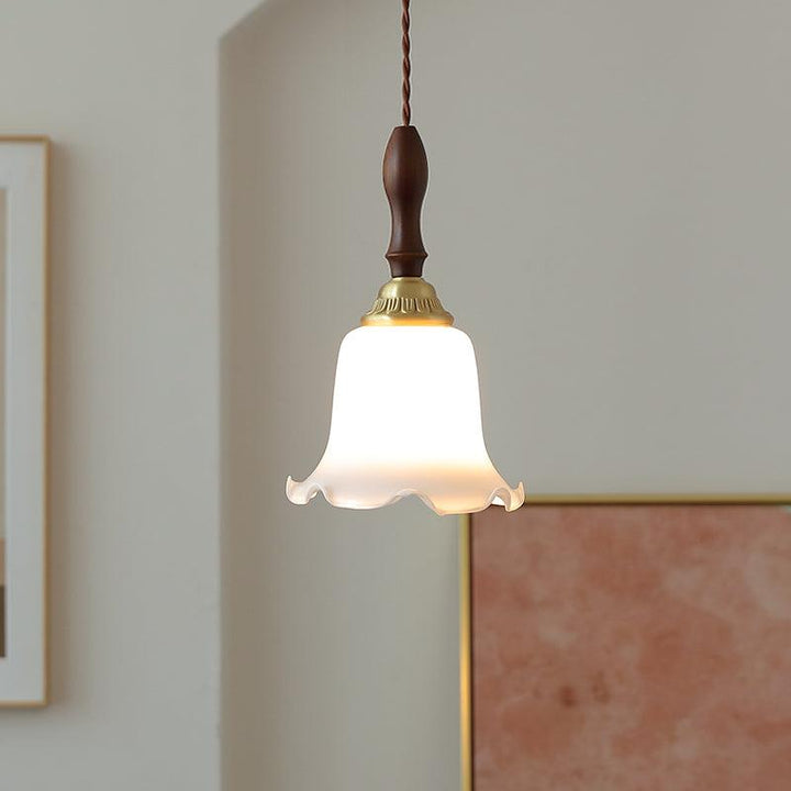 Milky Flower Pendant Light - Vakkerlight