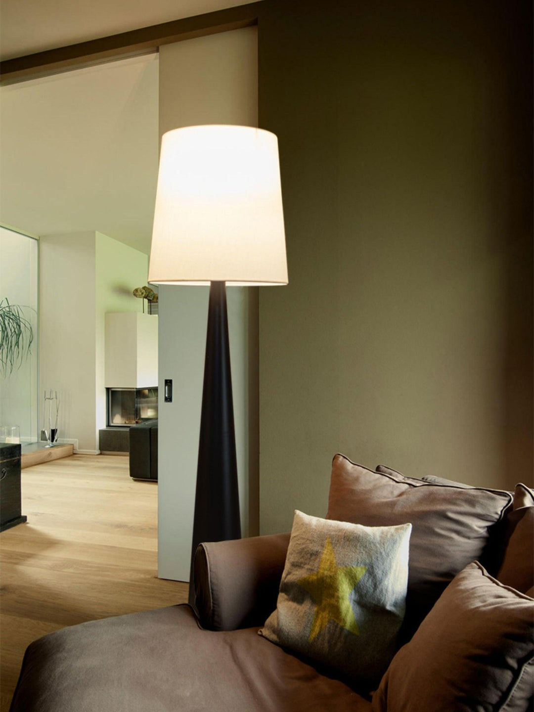 Montenegro Floor Lamp - Vakkerlight
