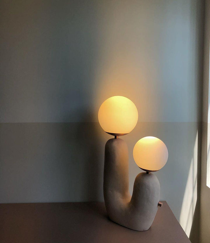 Oo Smooth Table Lamp - Vakkerlight