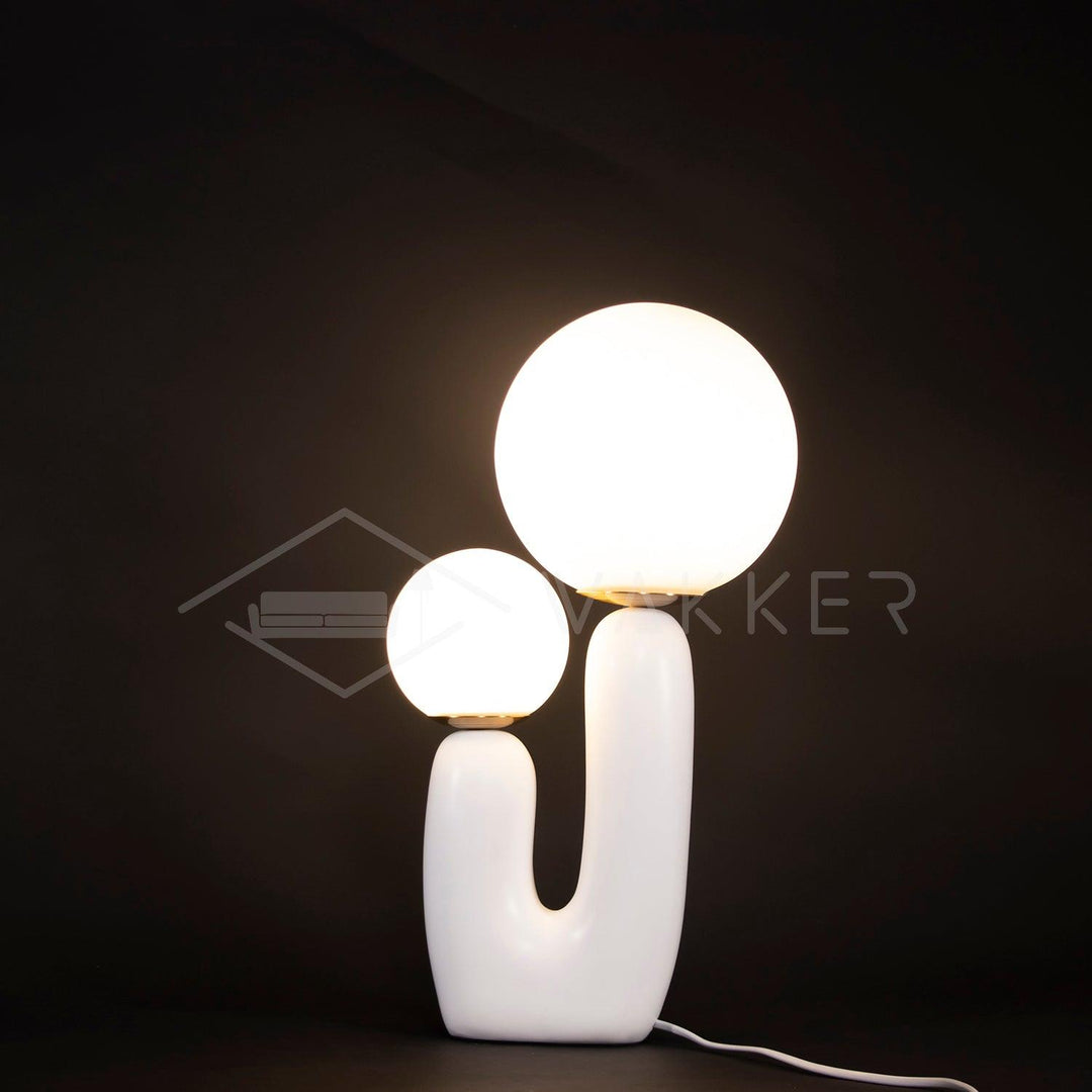 Oo Smooth Table Lamp - Vakkerlight