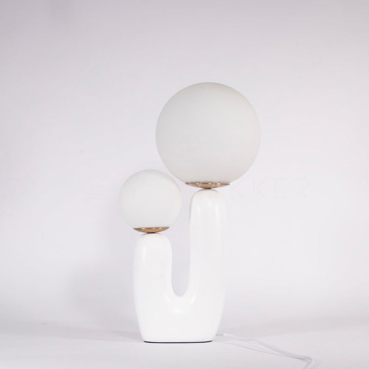 Oo Smooth Table Lamp - Vakkerlight