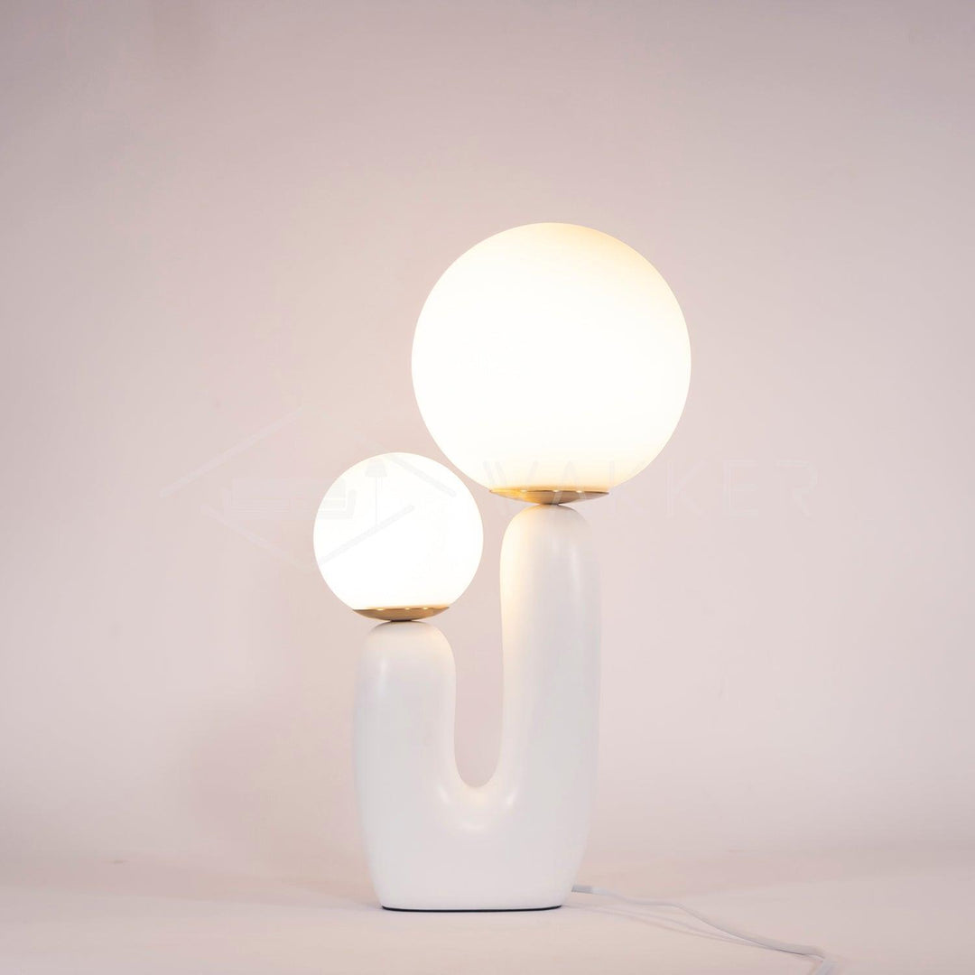 Oo Smooth Table Lamp - Vakkerlight