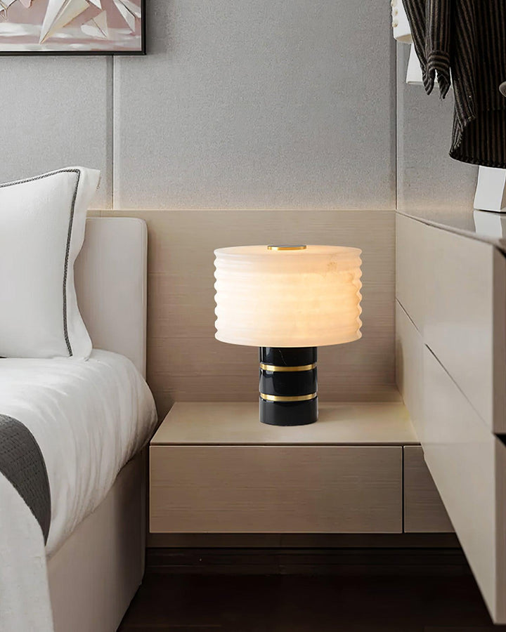 Outela Table Lamp - Vakkerlight