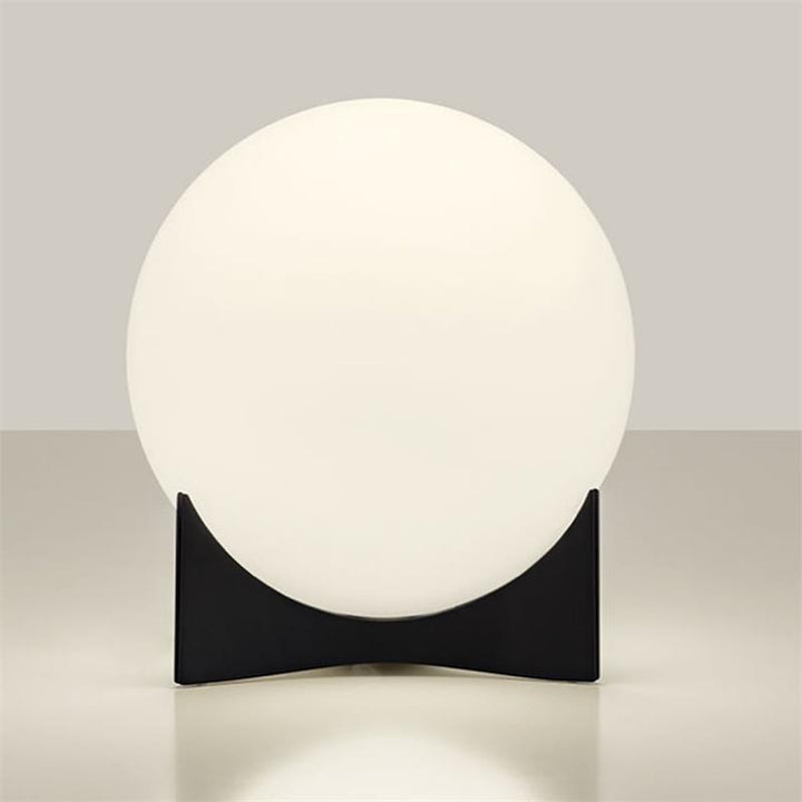 Oscar Table Lamp - Vakkerlight