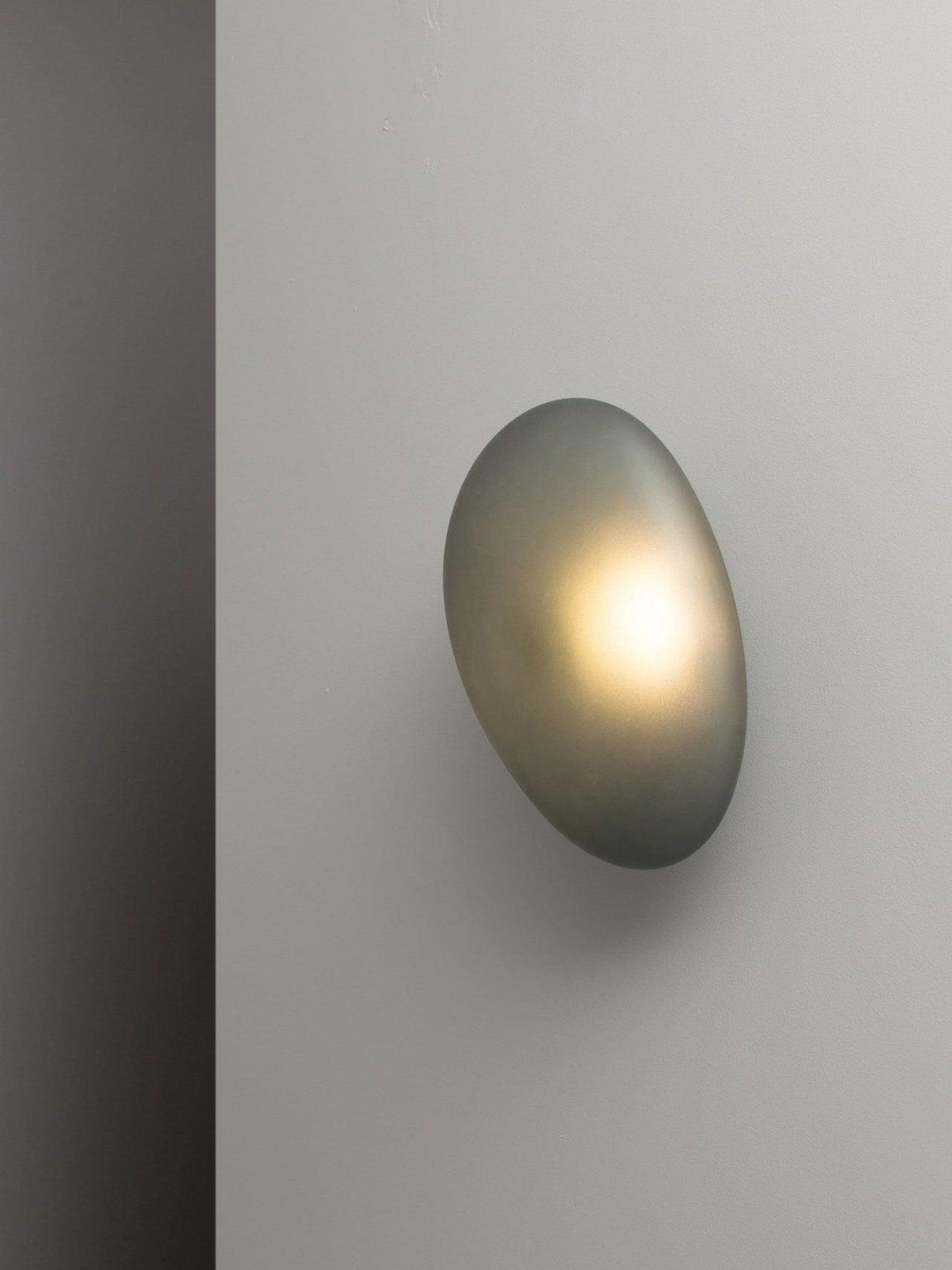 Pebble Wall Lamp - Vakkerlight