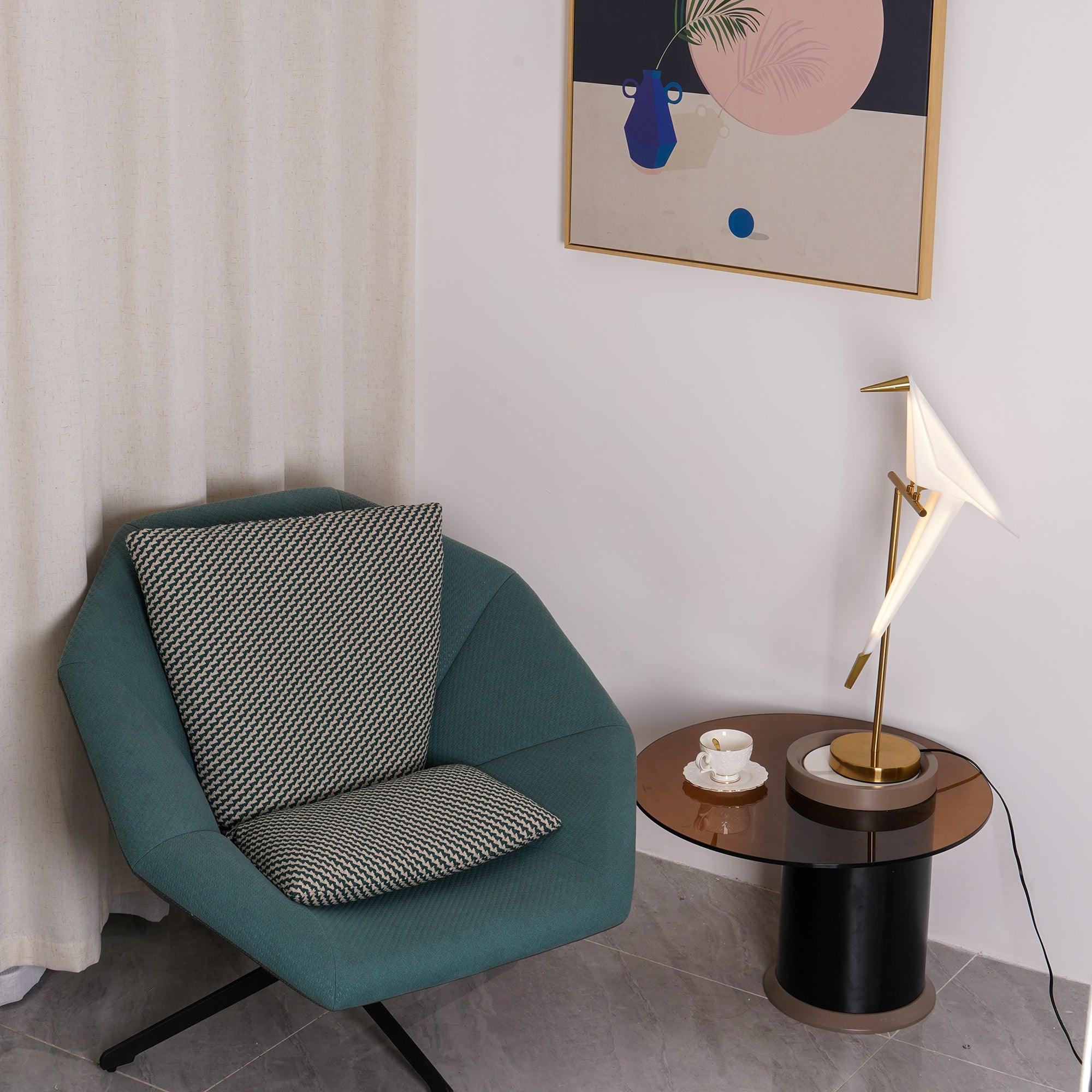 Perching Bird Table lamp – Vakkerlight