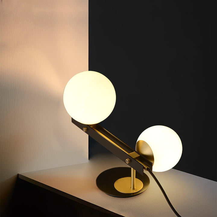 Planeta Table Lamp - Vakkerlight