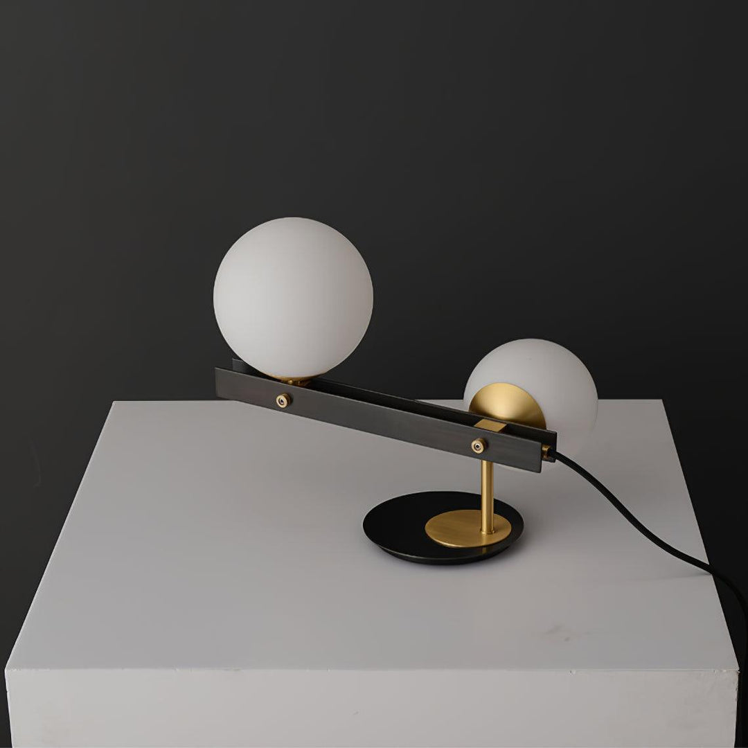 Planeta Table Lamp - Vakkerlight