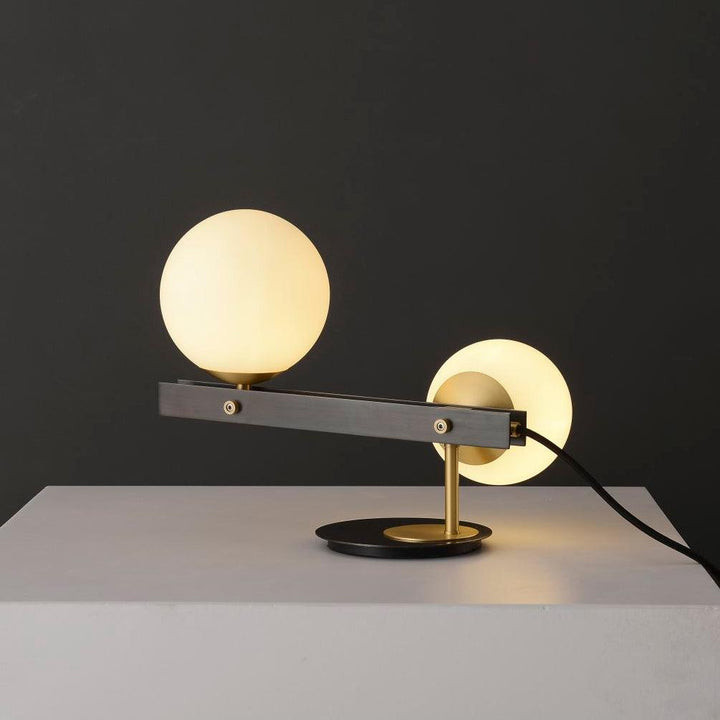 Planeta Table Lamp - Vakkerlight