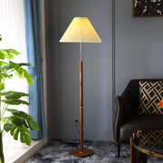 Pleated Floor Lamp - Vakkerlight