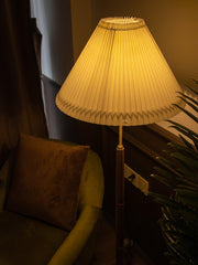 Pleated Floor Lamp - Vakkerlight