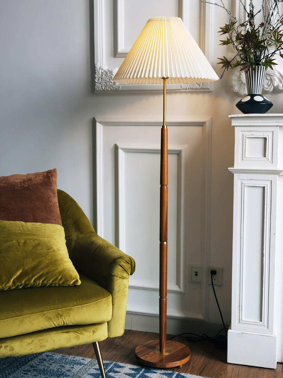 Pleated Floor Lamp - Vakkerlight