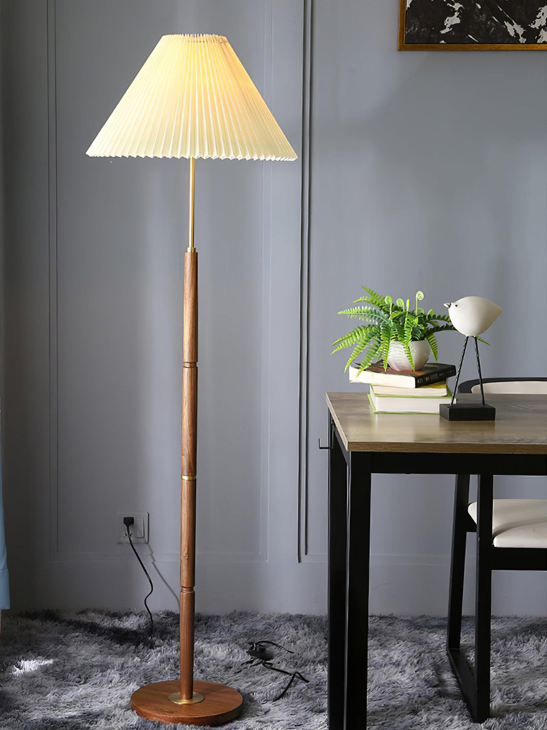 Pleated Floor Lamp - Vakkerlight