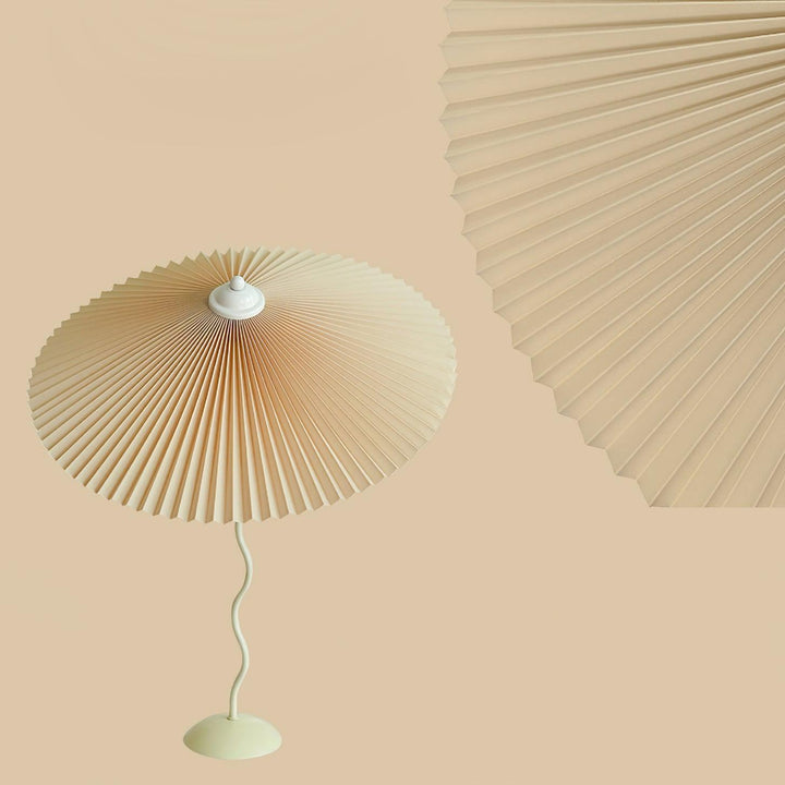 Pleated Hat Table Lamp - Vakkerlight