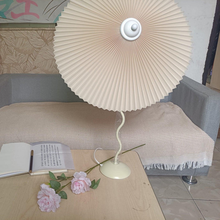 Pleated Hat Table Lamp - Vakkerlight