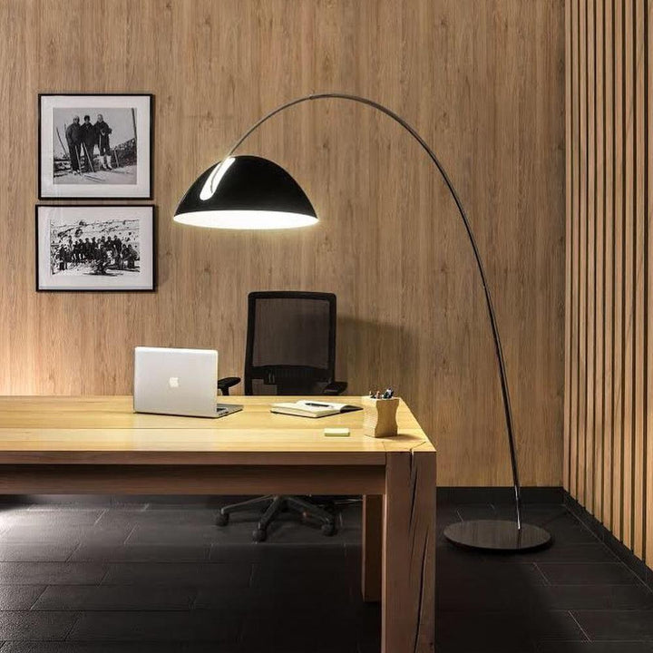 Pluma Floor Lamp - Vakkerlight