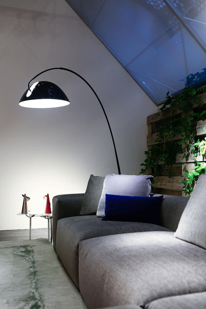 Pluma Floor Lamp - Vakkerlight