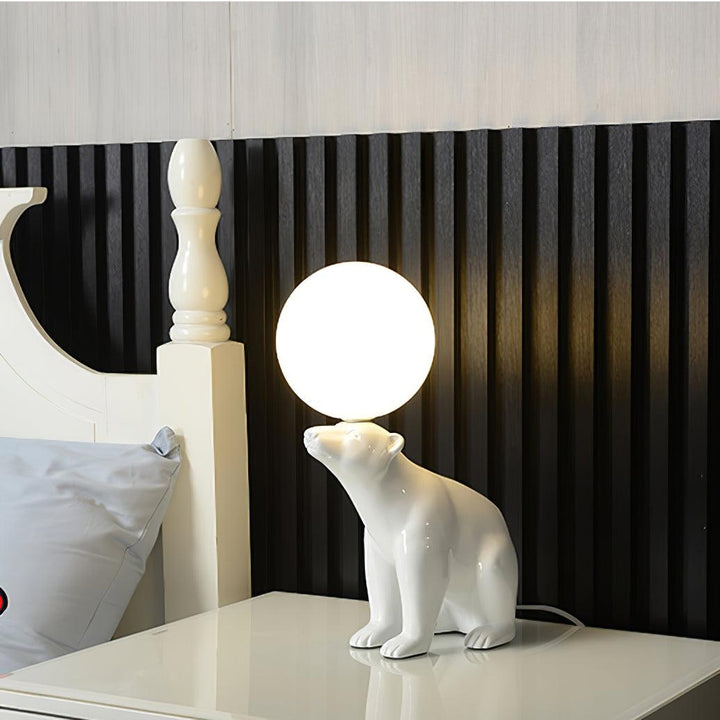 Polar Bear Table Lamp - Vakkerlight