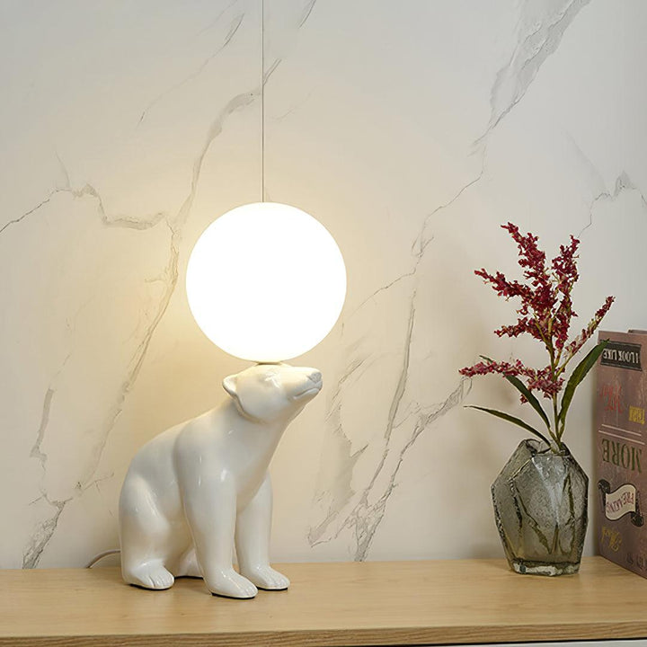Polar Bear Table Lamp - Vakkerlight