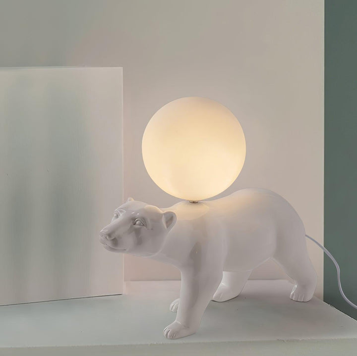 Polar Bear Table Lamp - Vakkerlight