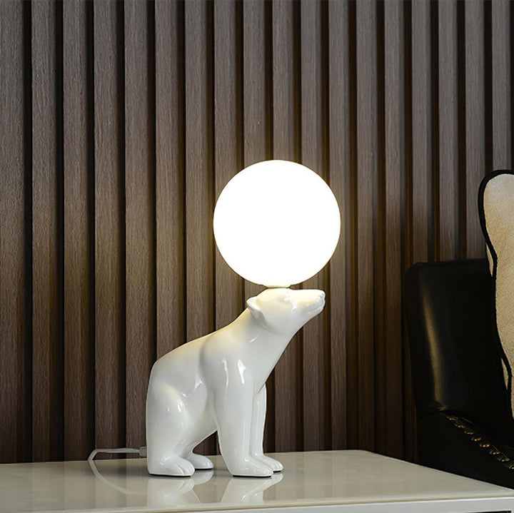 Polar Bear Table Lamp - Vakkerlight