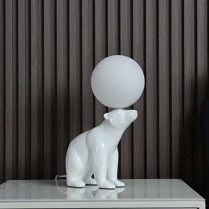Polar Bear Table Lamp - Vakkerlight